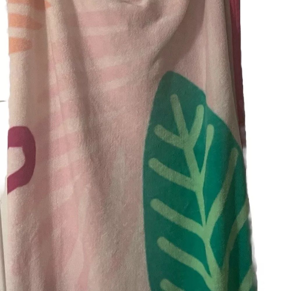 Sanrio 2024 Hello Kitty Cat Tropical Blanket Soft Throw 60x40 RARE - Picture 3 of 16
